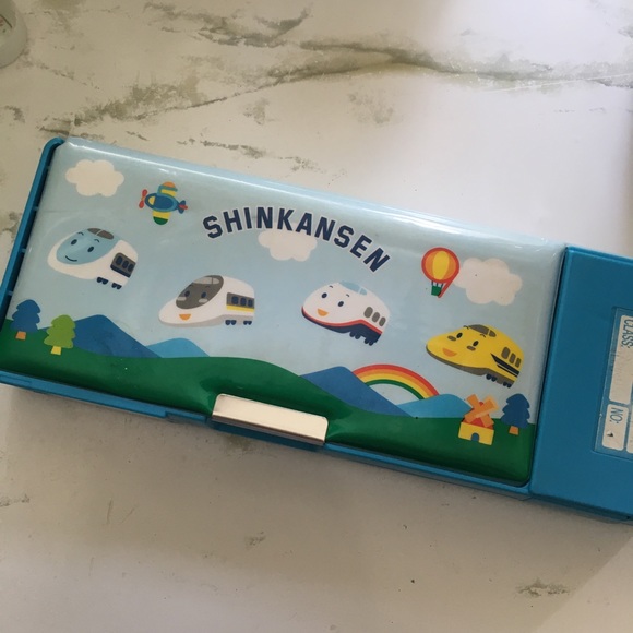Sanrio Shinkansen! Bullet train pencil case. - Picture 8 of 12